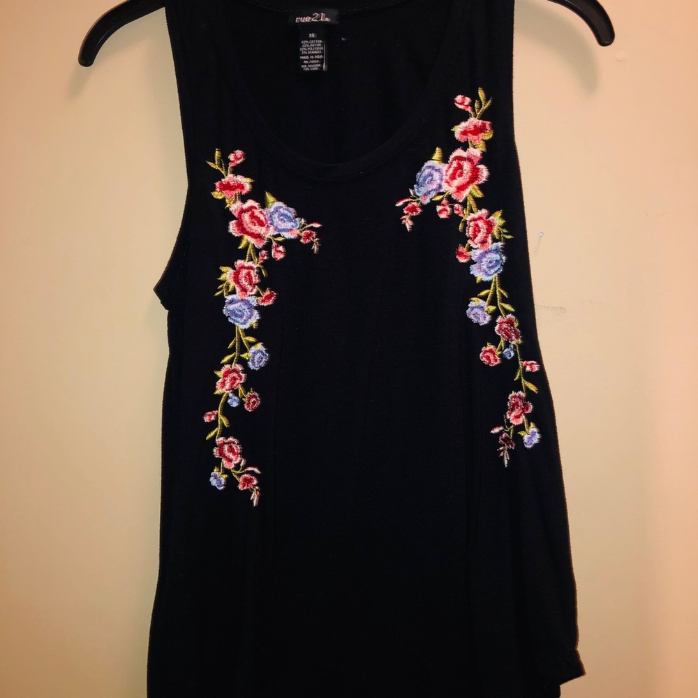 Rue 21 Tank